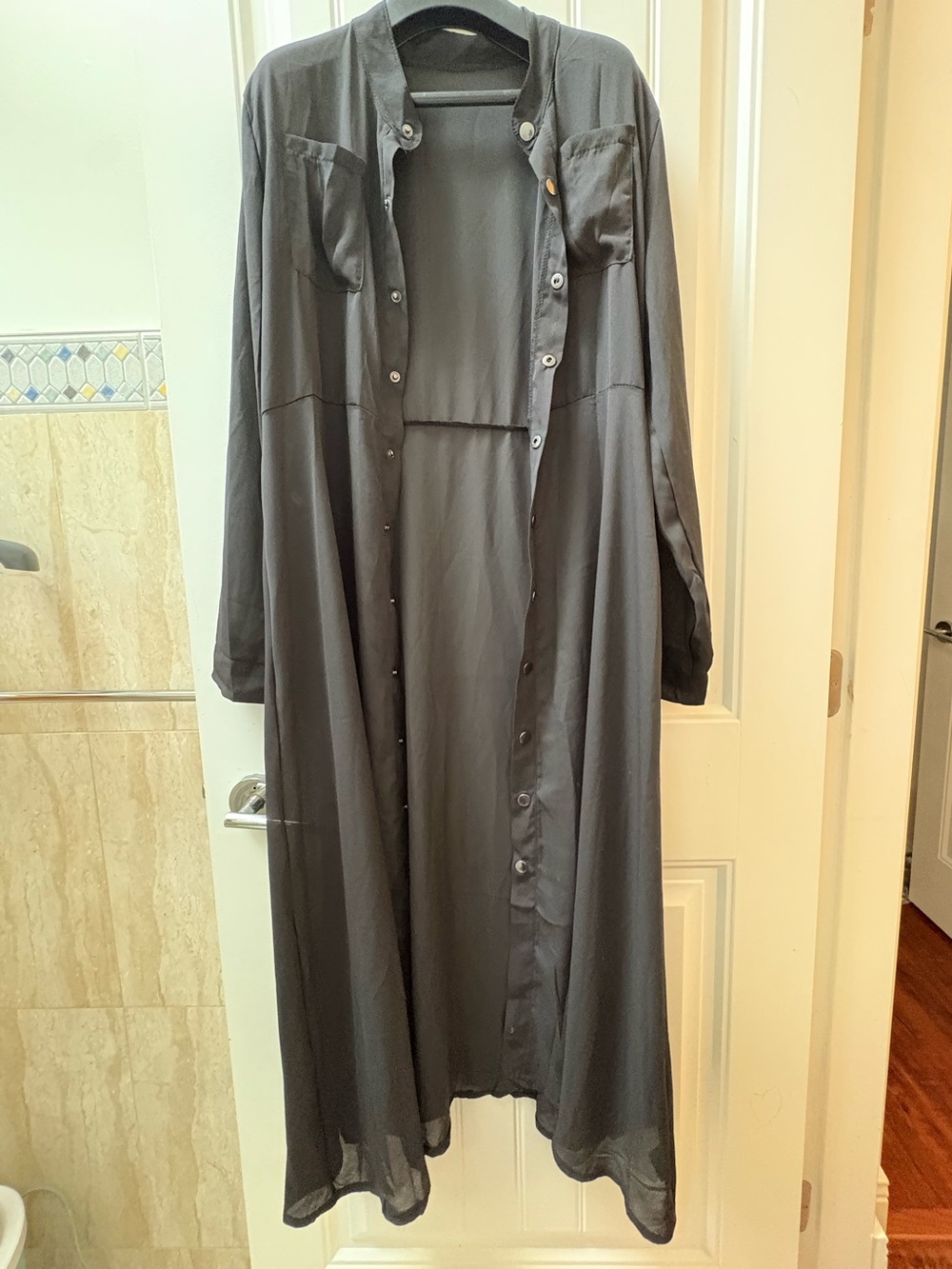 New Lightweight Long Button-Down Dress/ cover up in Black - size XL